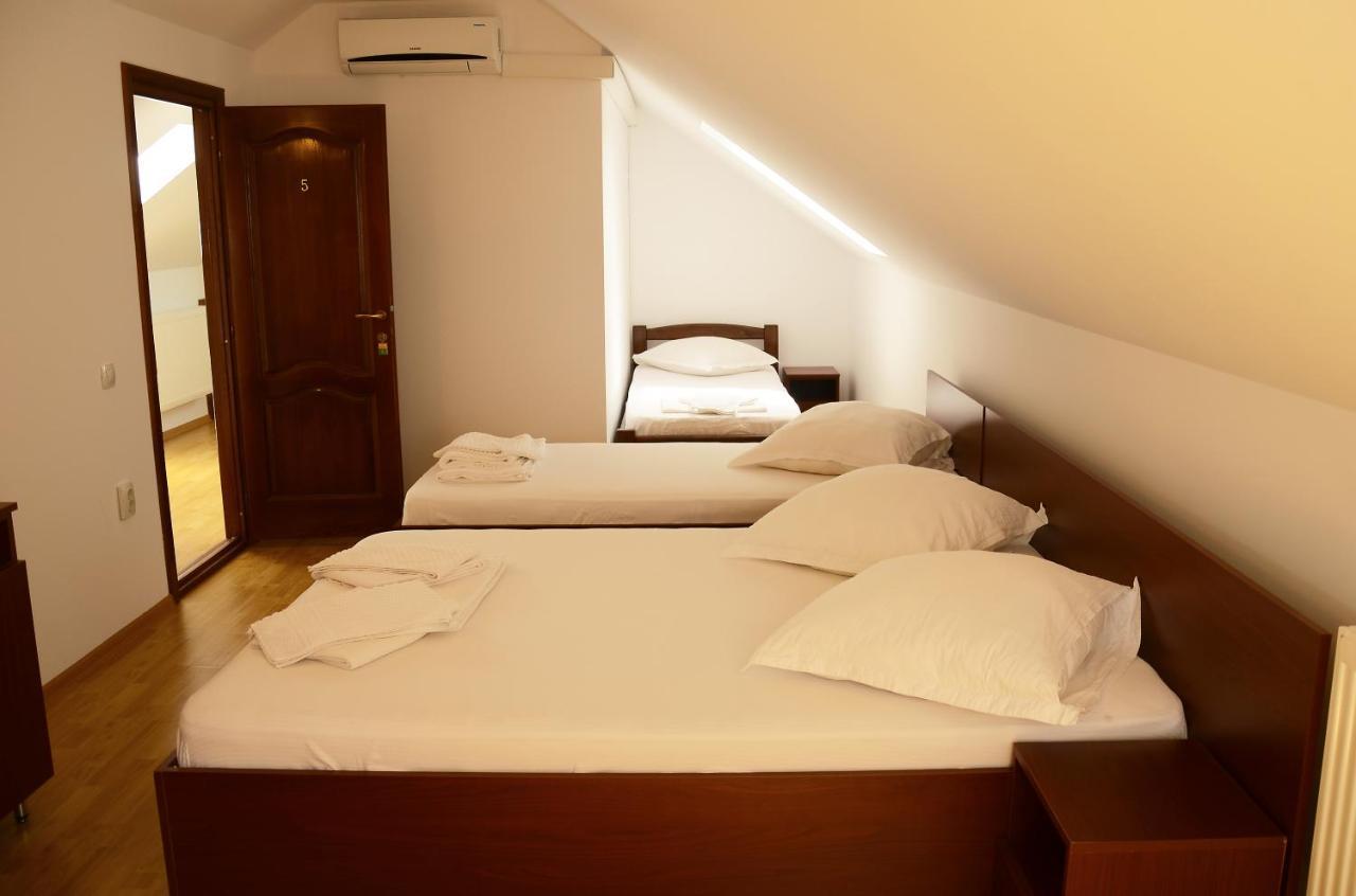 Hotel Casa Moteasca Mihai Viteazu  Exteriér fotografie